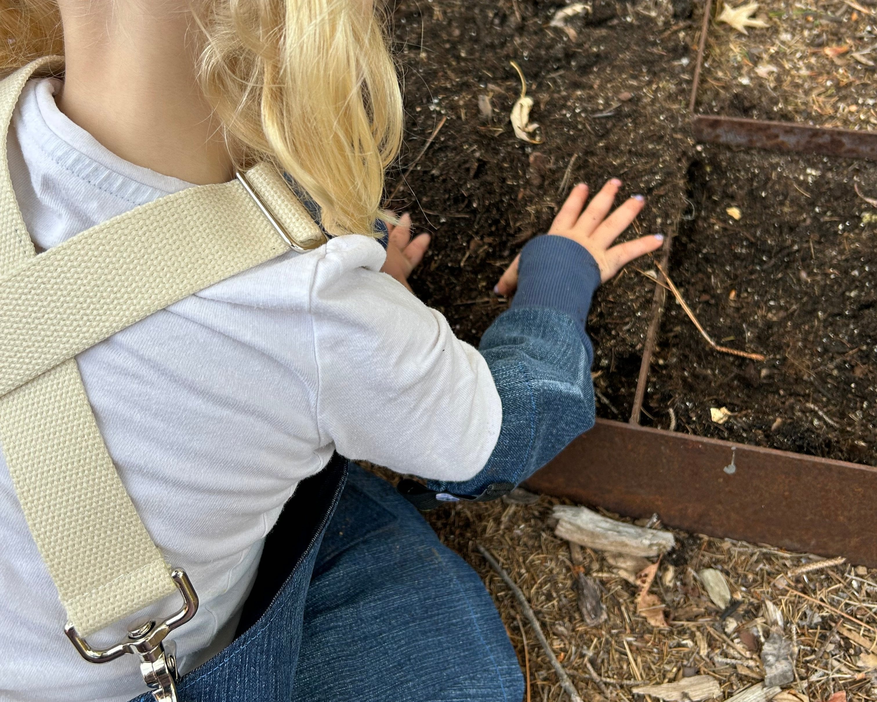 Park + Coop: Toddler/Kids Apron