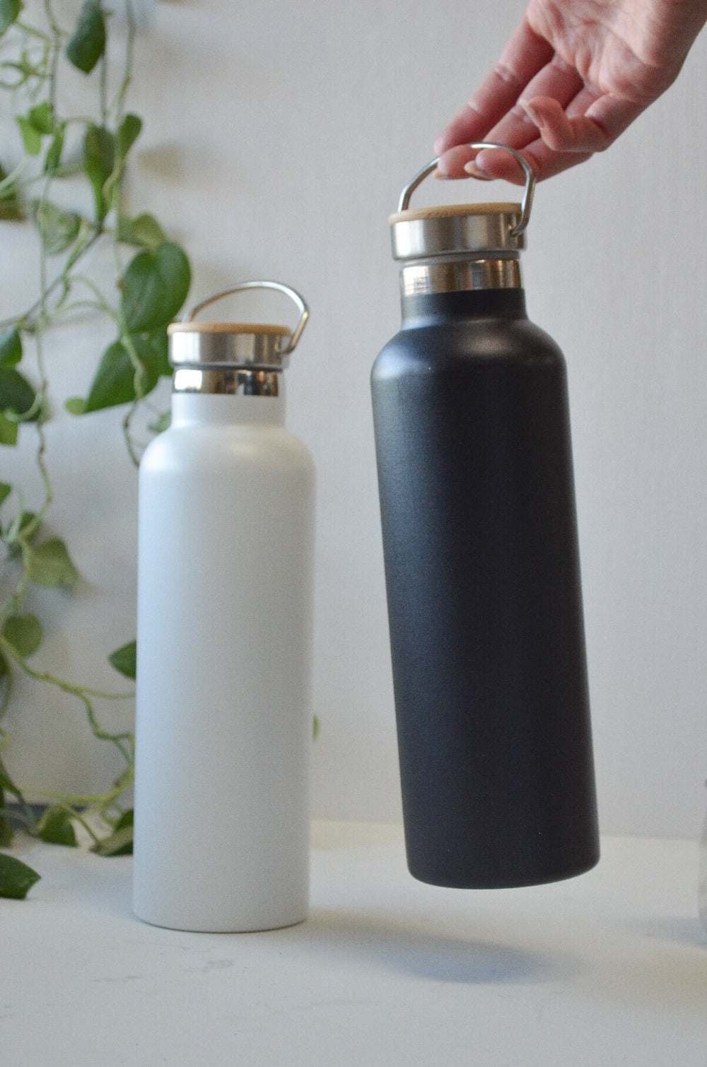Me Mother Earth: Stainless Steel Water Bottle with Bamboo Lid
