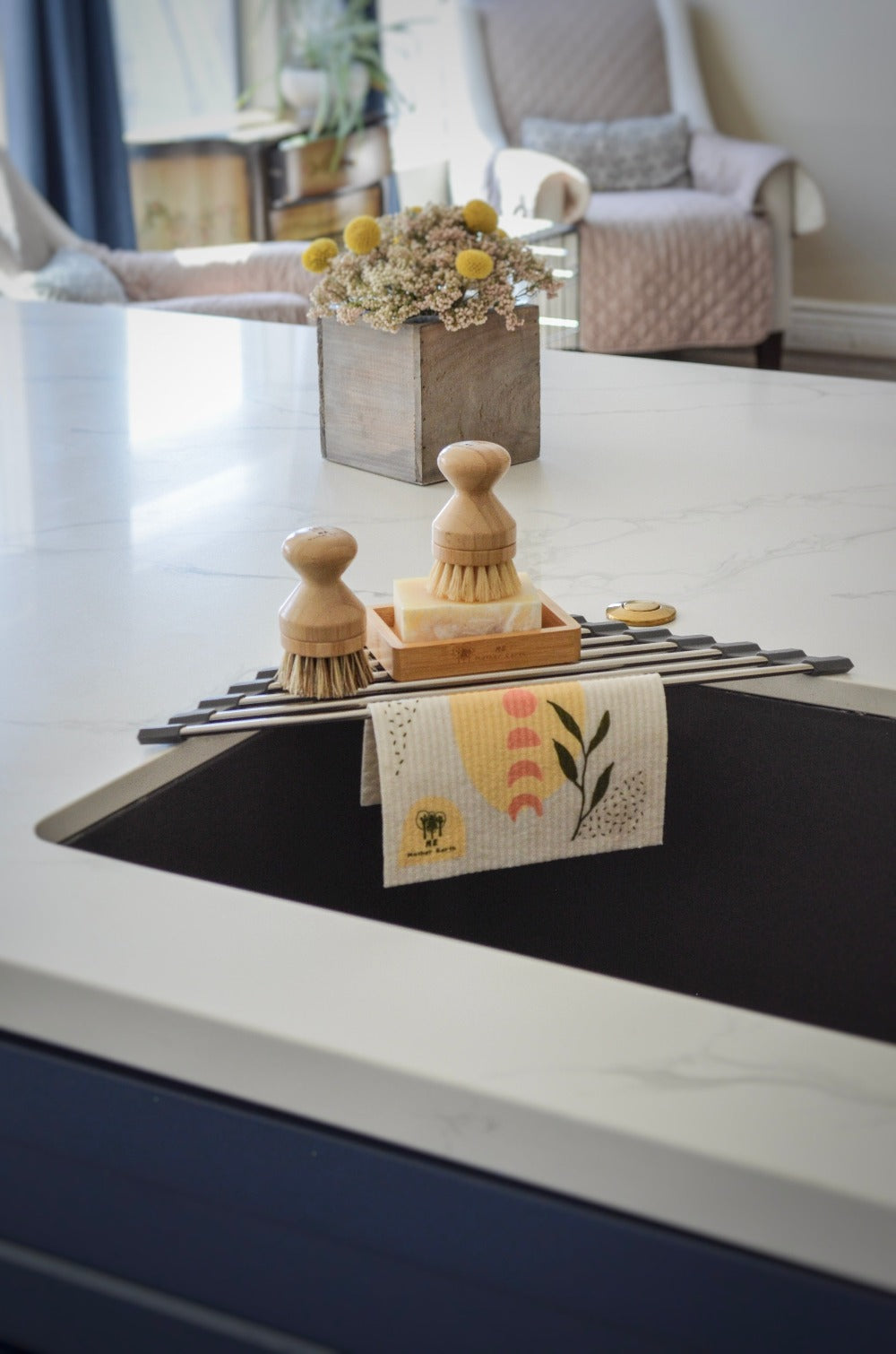 Me Mother Earth: Corner Roll-Up Sink Rack