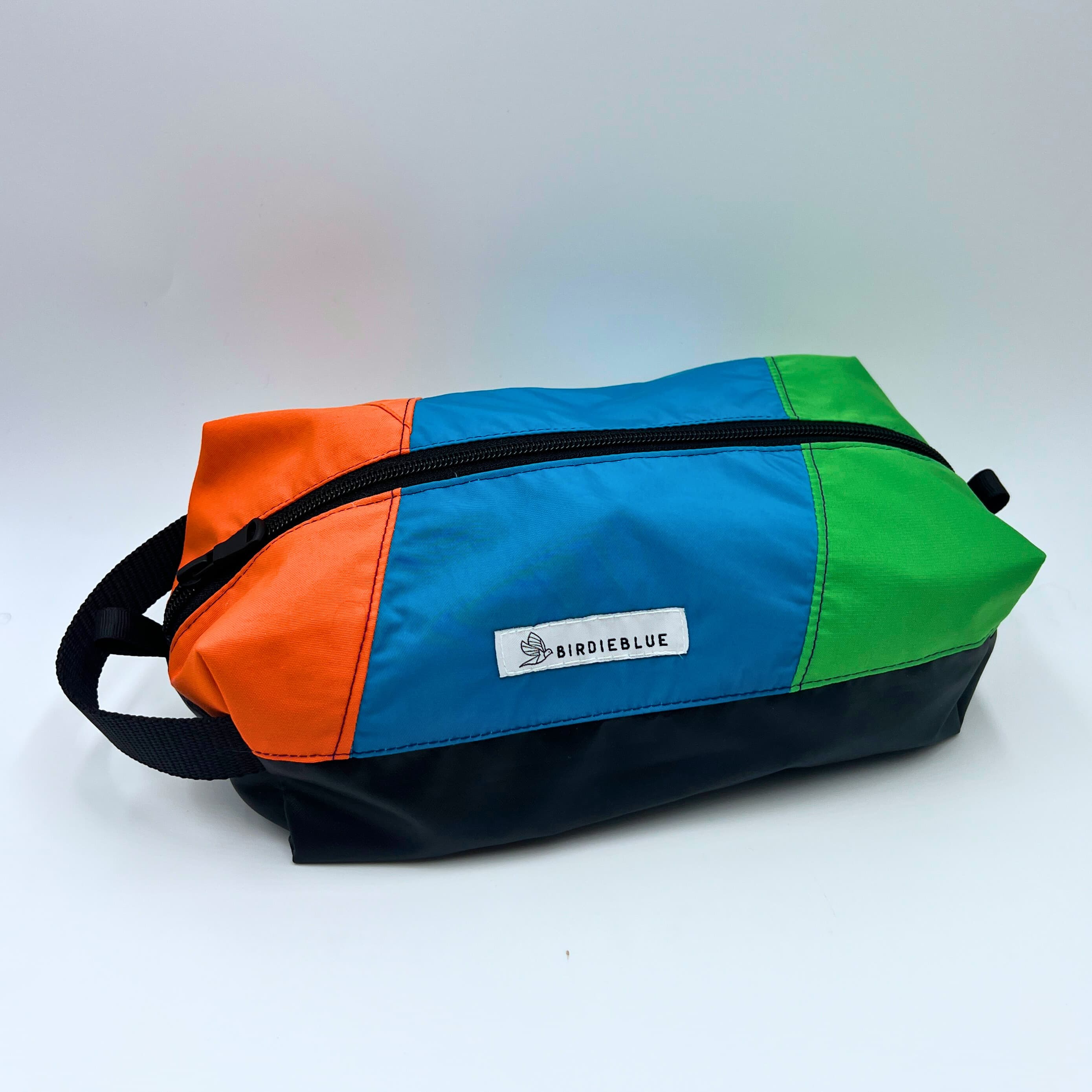 BirdieBlue: The Traveler