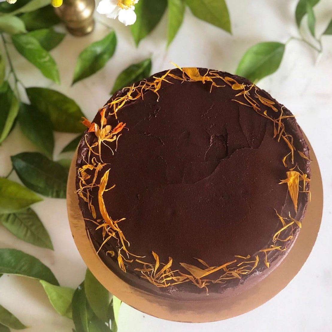 Eat Your Flowers: Edible Flowerfetti Sprinkles