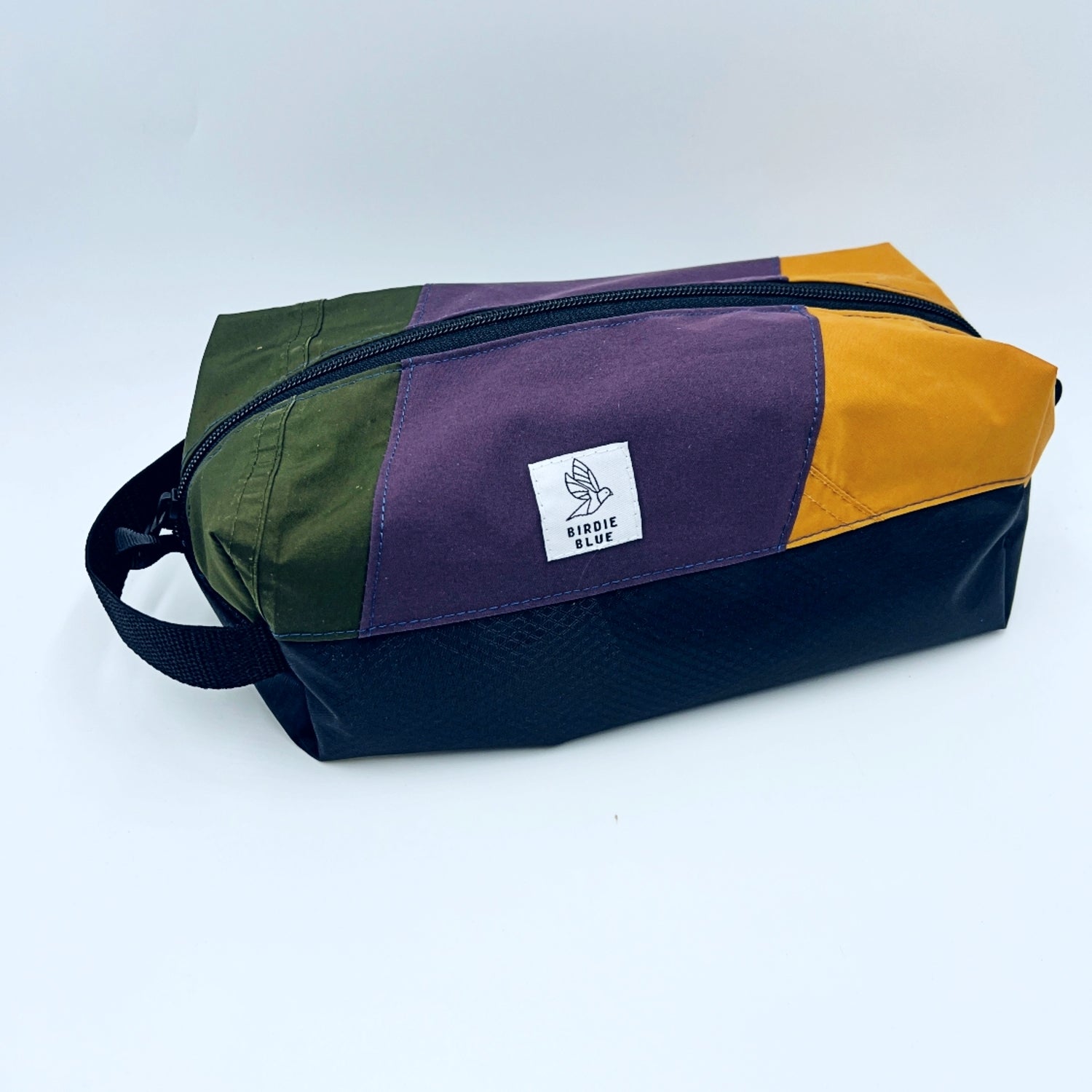 BirdieBlue: The Traveler