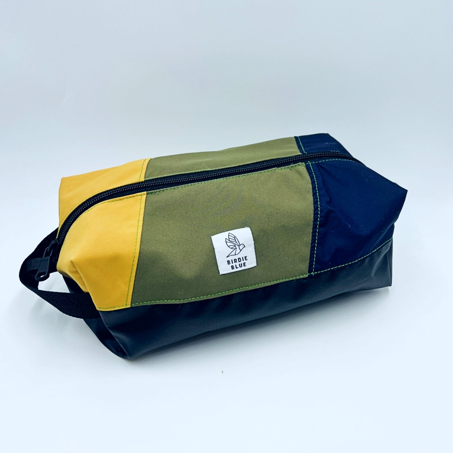 BirdieBlue: The Traveler