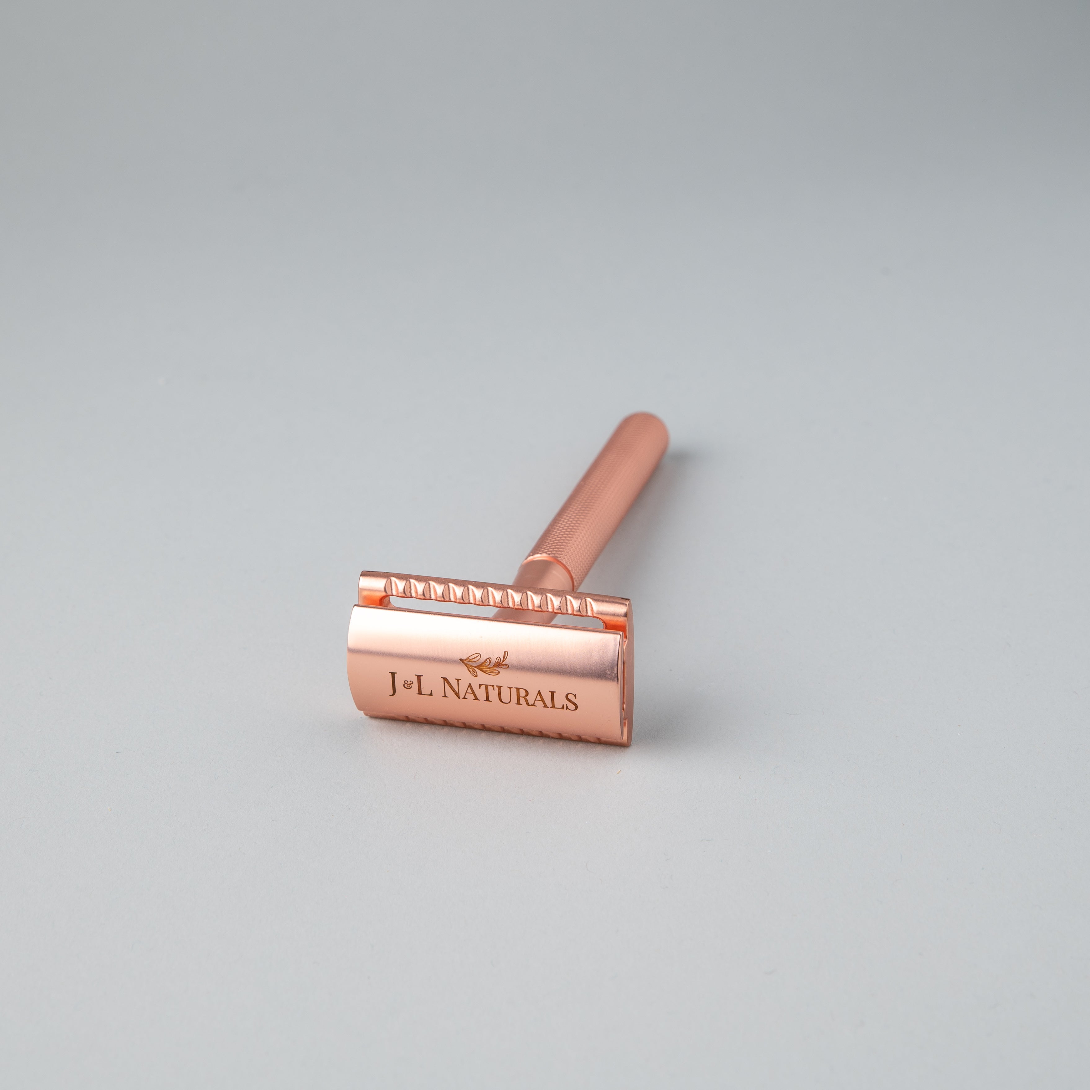 J&L Naturals: Safety Razor