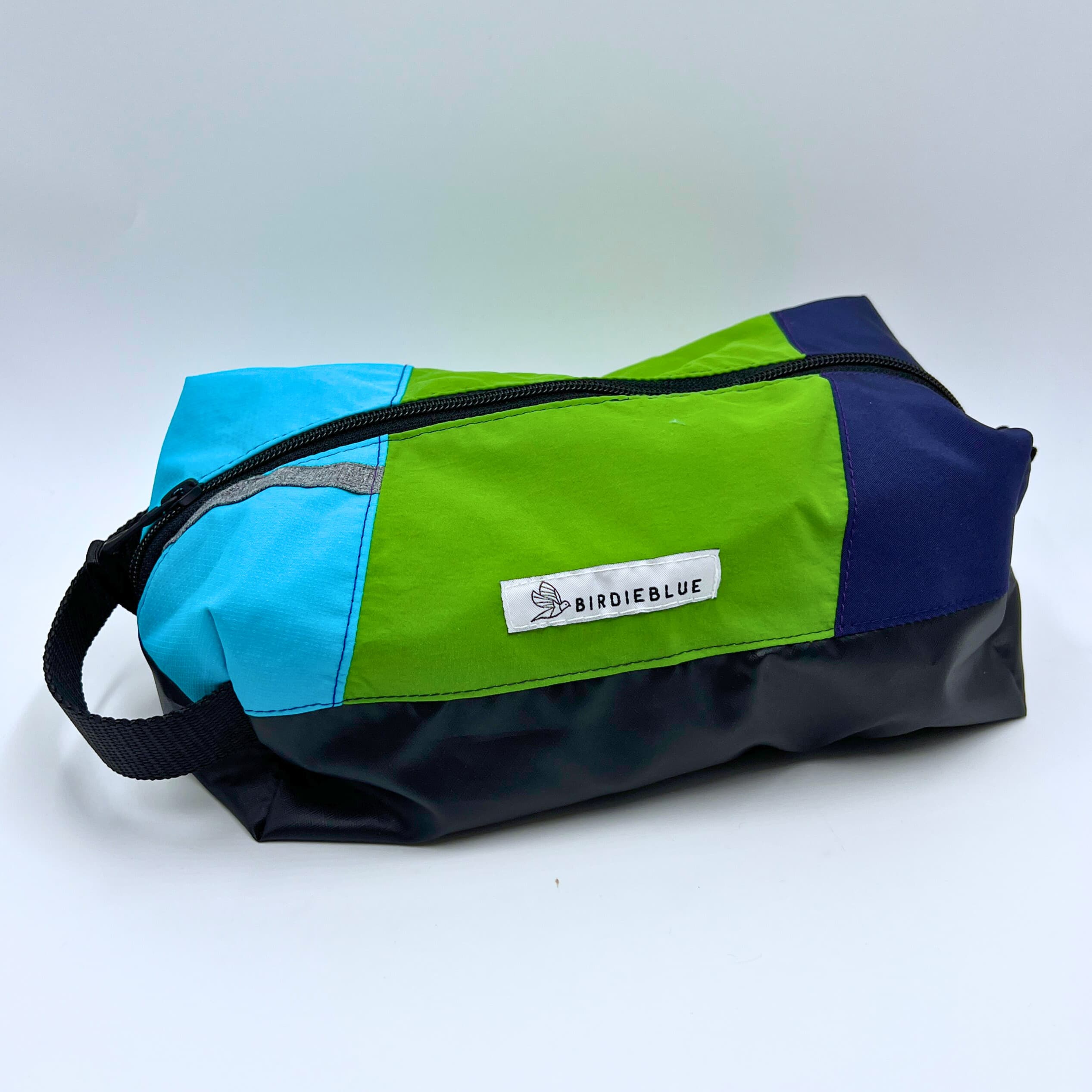 BirdieBlue: The Traveler